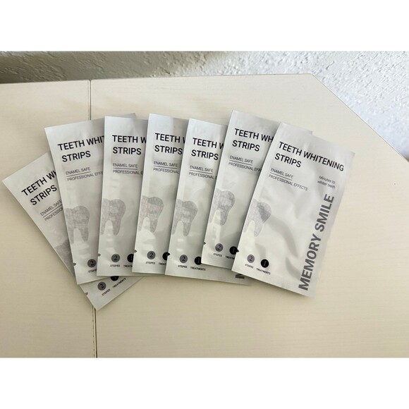 Teeth Whitening Strips 7packs/14strips - Picture 1 of 3